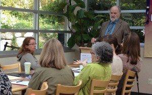 Dick takes a question from the audience about the dangers of commuter planes.